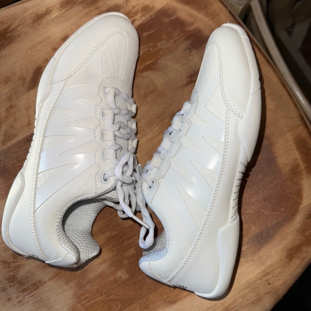 Sleek White Cheerleading Shoes